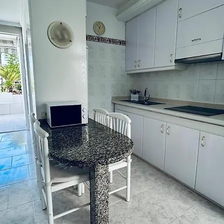 Sunny House Tenerife 公寓 *